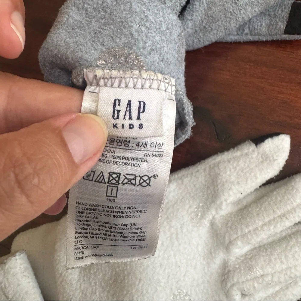 Gap Girls Fleece Smartphone Winter Gloves Cream/Gray Size Small Bundle
